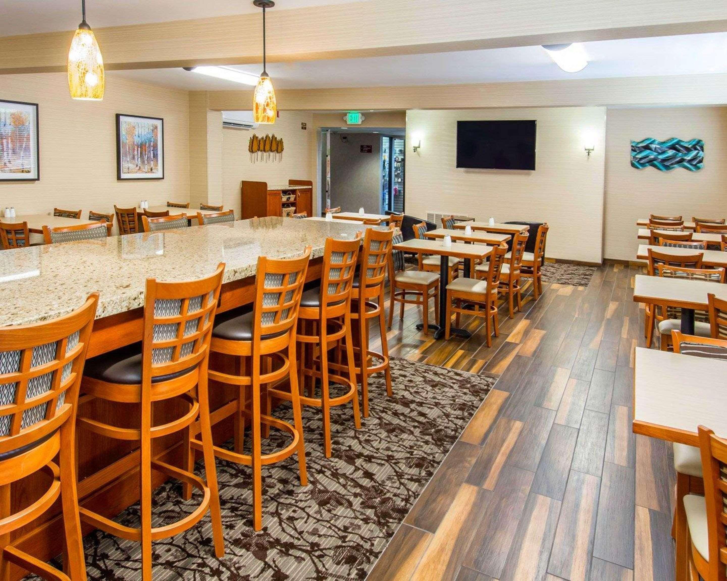 Quality Inn Oakwood Fairwood Exterior foto