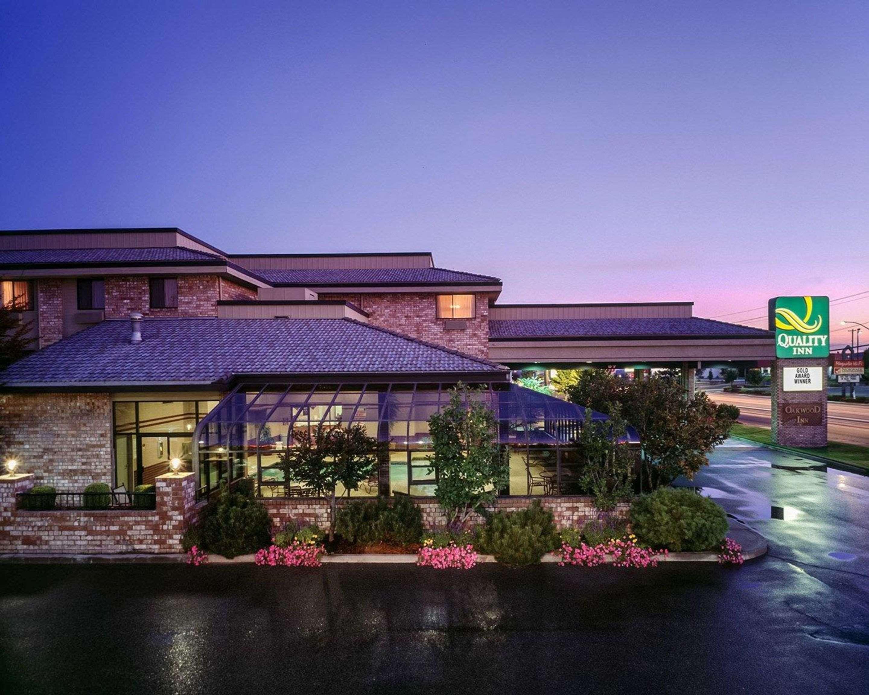 Quality Inn Oakwood Fairwood Exterior foto