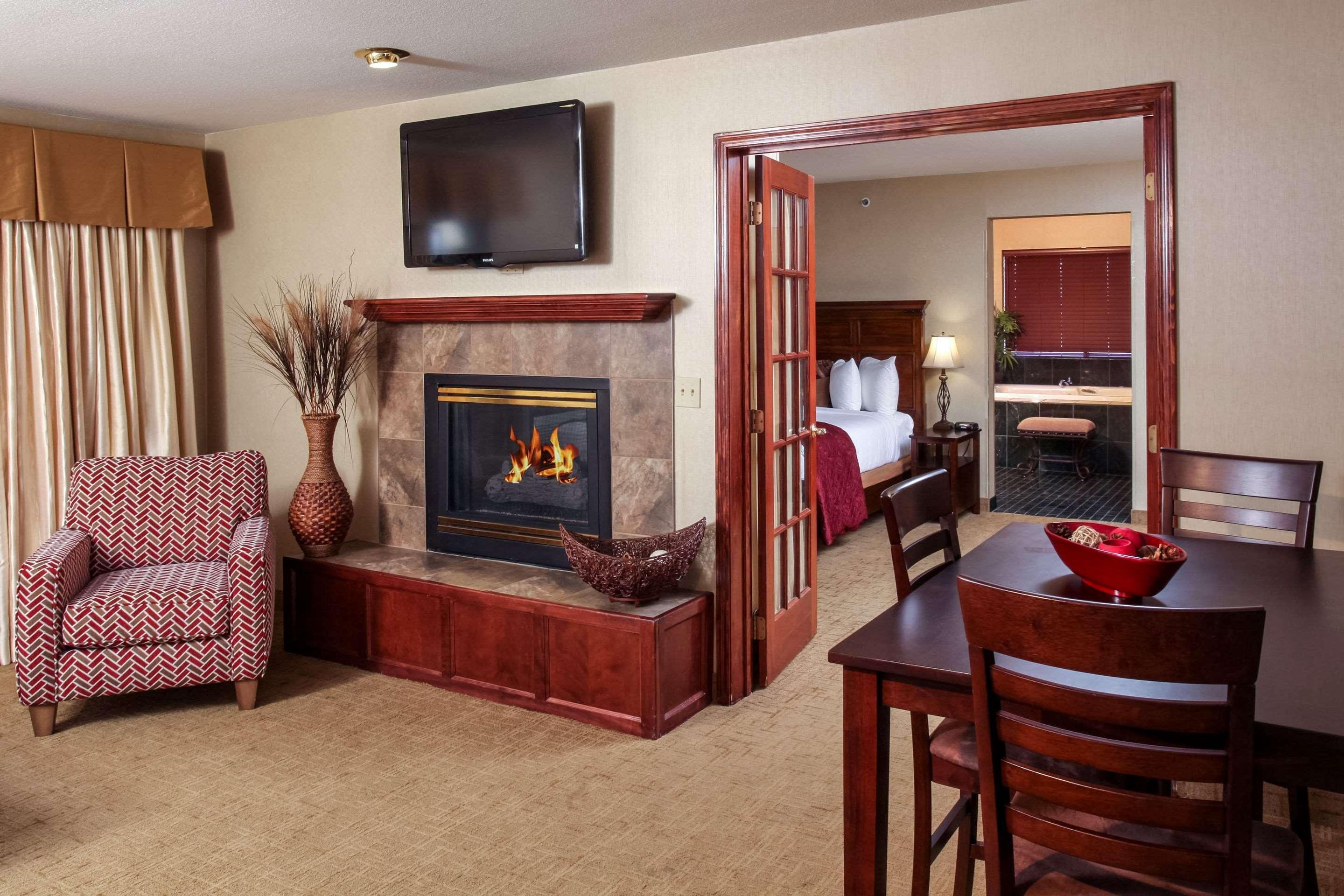 Quality Inn Oakwood Fairwood Exterior foto